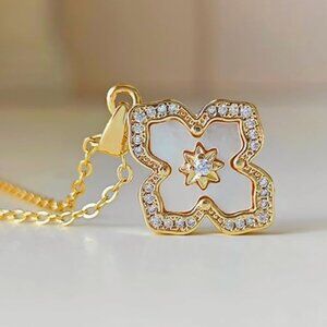 Gold Clover Necklace